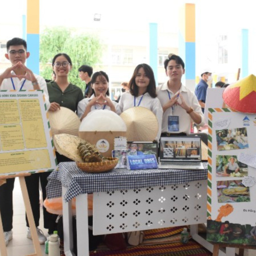 Sinh viên Đà Nẵng với nhiều hoạt động ý nghĩa tại Ngày hội khởi nghiệp đổi mới sáng tạo